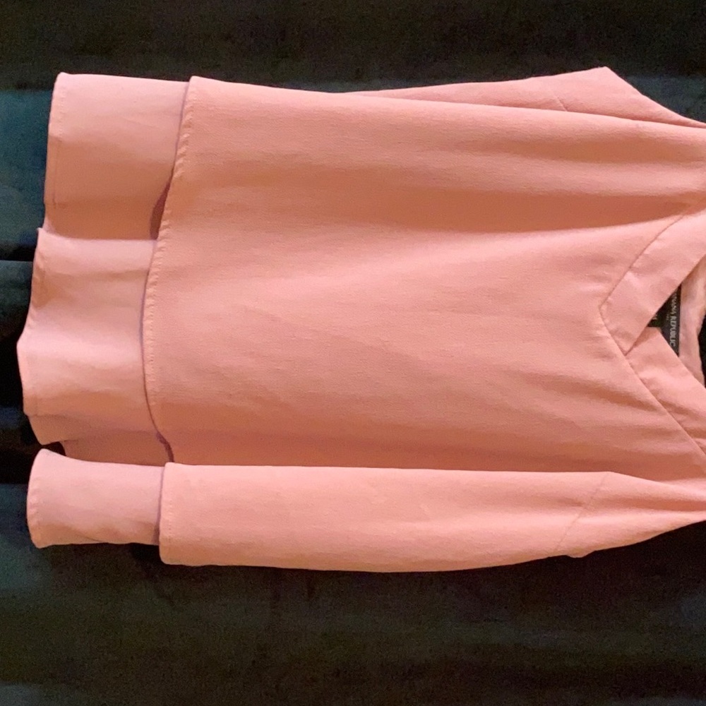 Banana Republic louse fitting blouse.